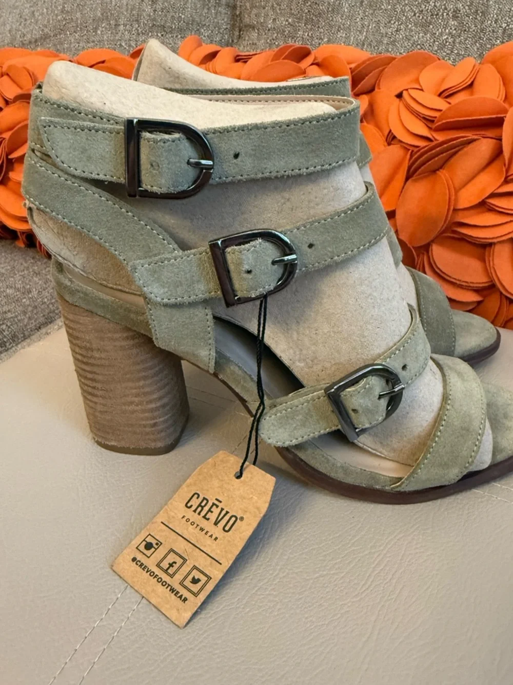 NWT Crevo Macer Sage Green Leather Buckle Heeled Sandals